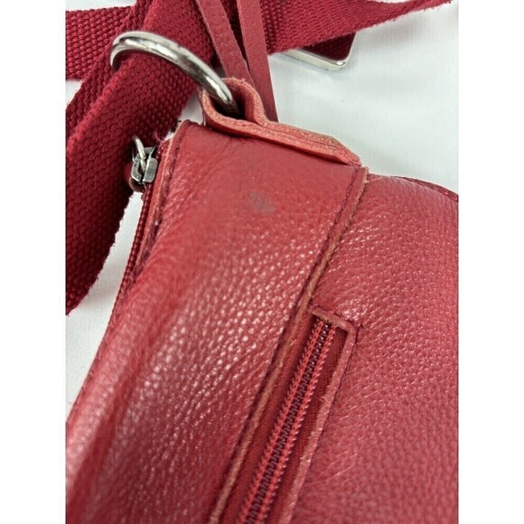 The Sak Crossbody Bag Purse Lipstick Red Leather Zipper Pockets Adjustable Strap - Picture 9 of 16
